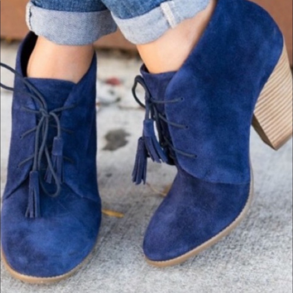 Blue heeled boots - Picture 1 of 8